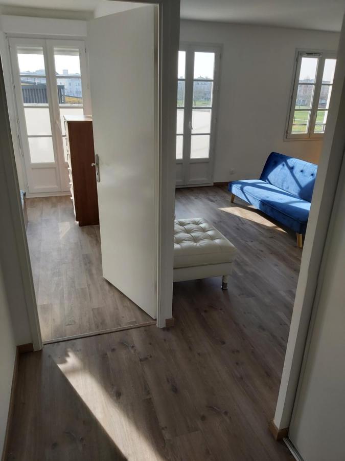 3 Room Flat In Parklane - 1,5Km Disney Serris Bagian luar foto
