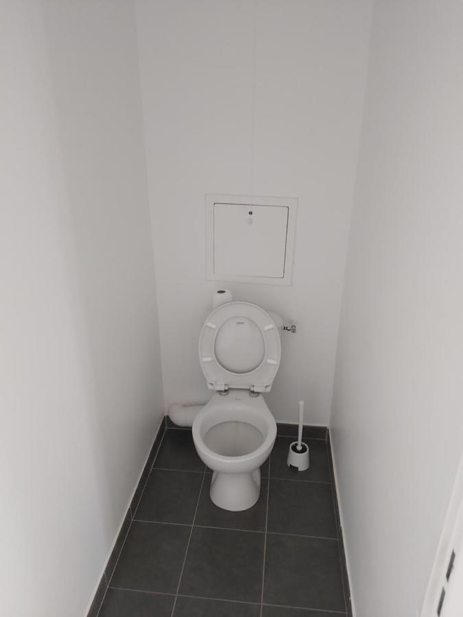 3 Room Flat In Parklane - 1,5Km Disney Serris Bagian luar foto